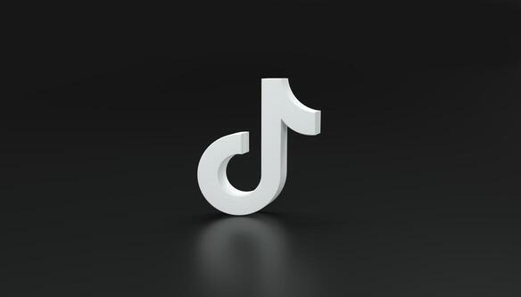 https://vt.tiktok.com/ZSxm39gqG/
